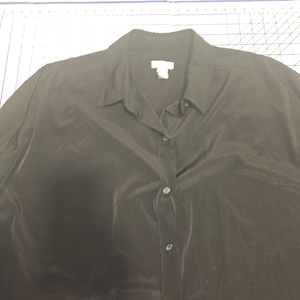 GUC | Chico’s | 3 | Black Button-Down Shirt - Picture 3 of 7
